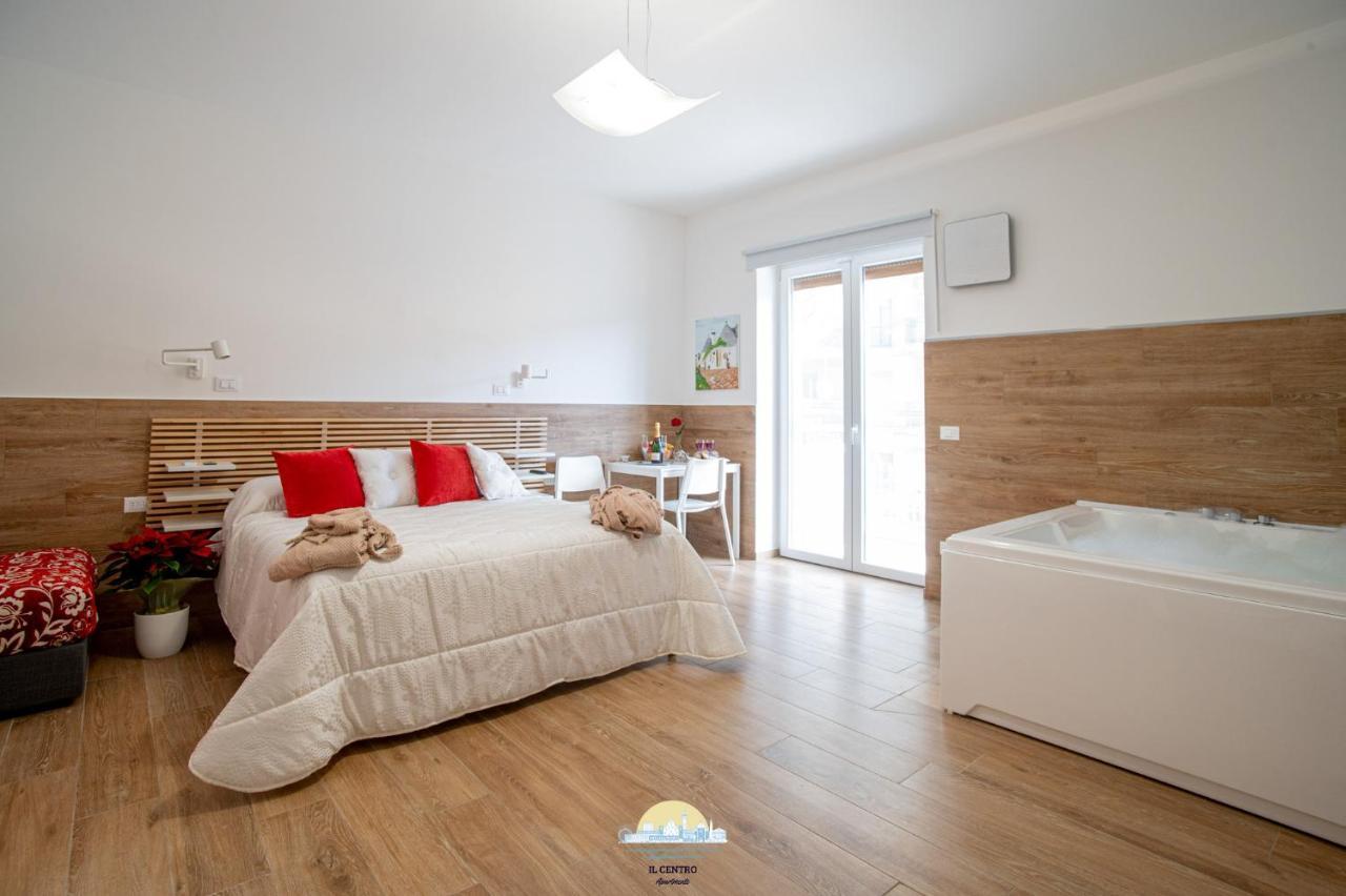 Il Centro Luxury Suites Bari Zewnętrze zdjęcie