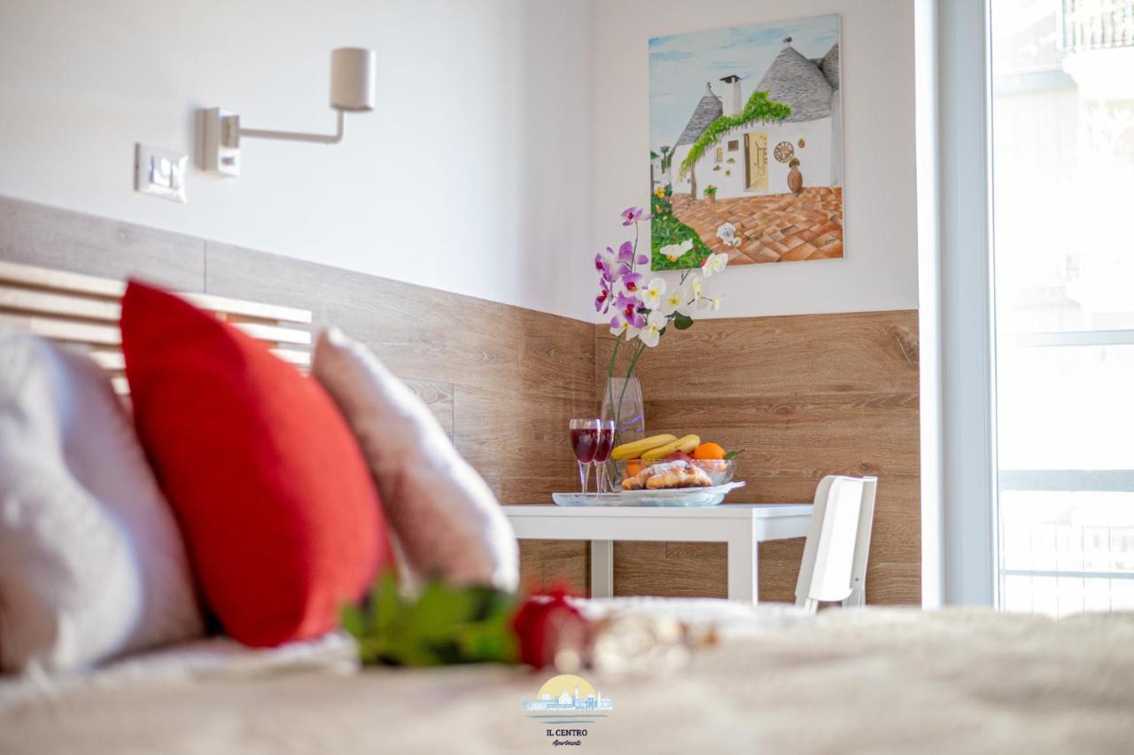 Il Centro Luxury Suites Bari Zewnętrze zdjęcie